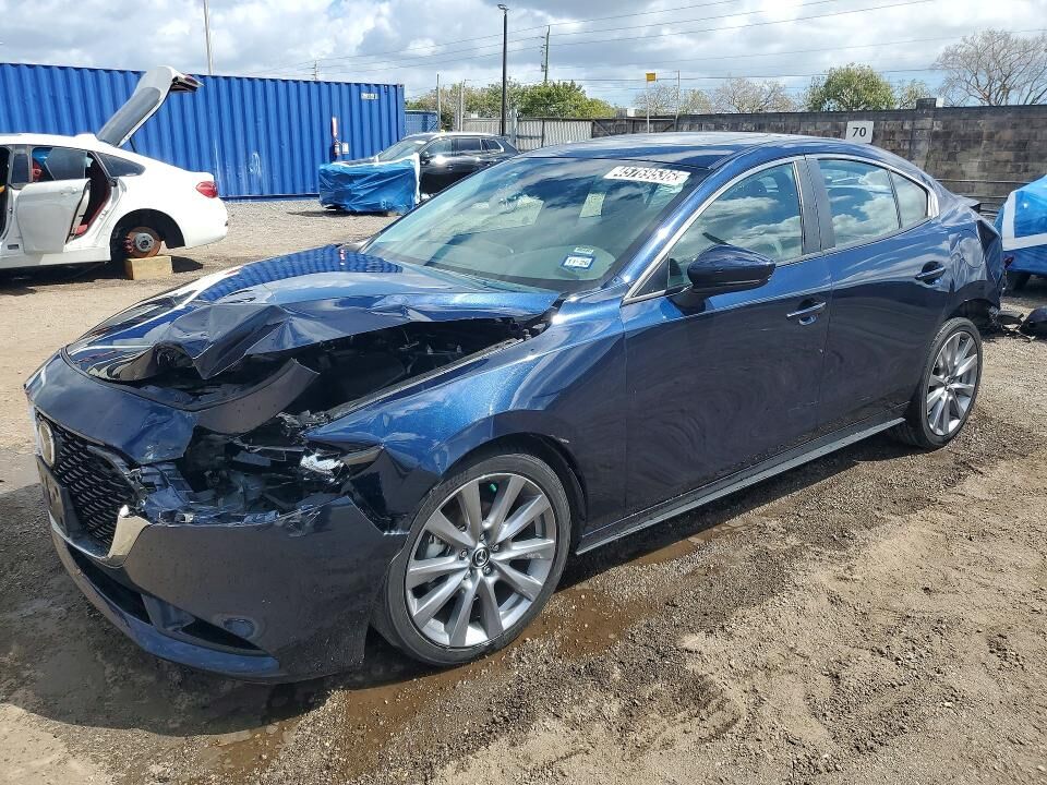 2025 MAZDA Mazda3