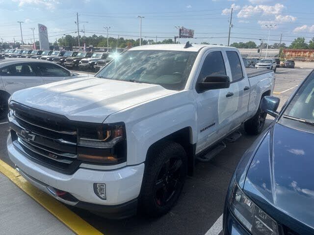 2018 CHEVROLET Silverado