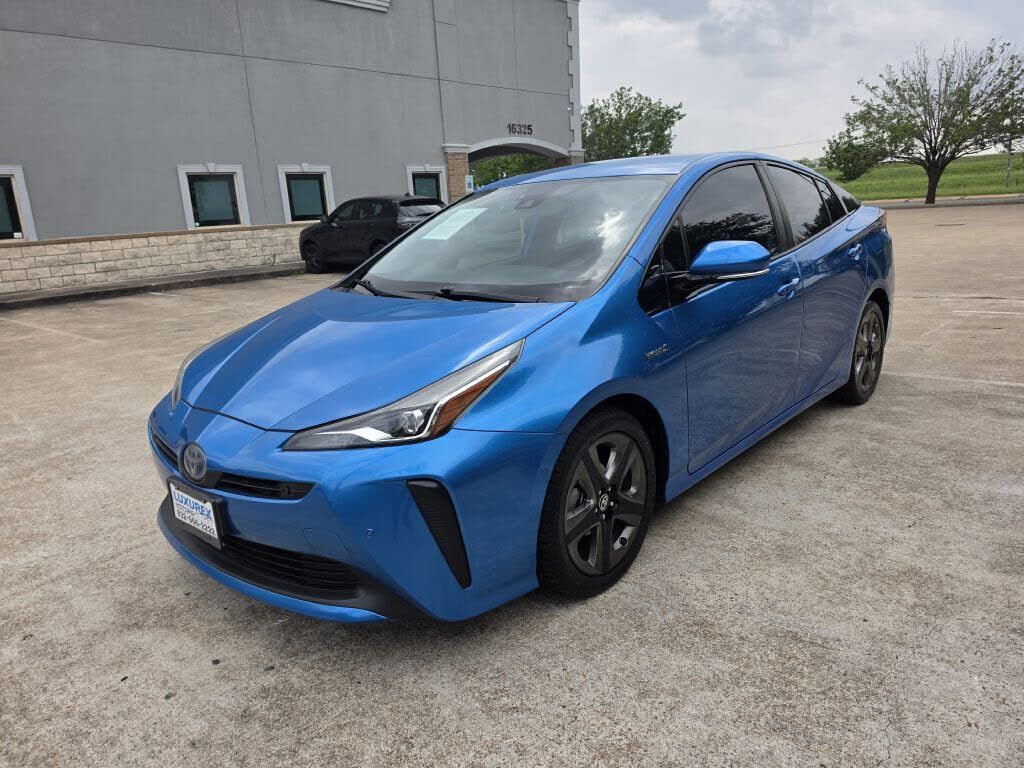 2019 TOYOTA PRIUS