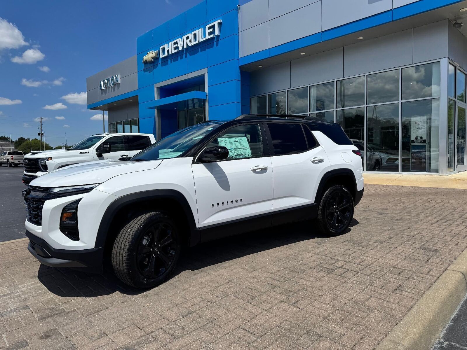 2026 CHEVROLET Equinox