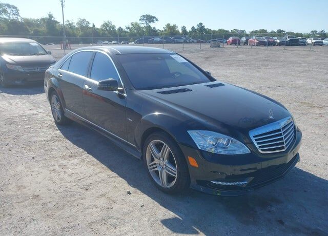 2012 MERCEDES-BENZ S-Class