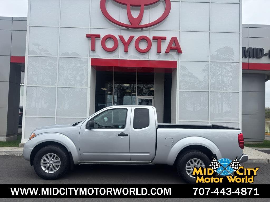 2017 NISSAN Frontier