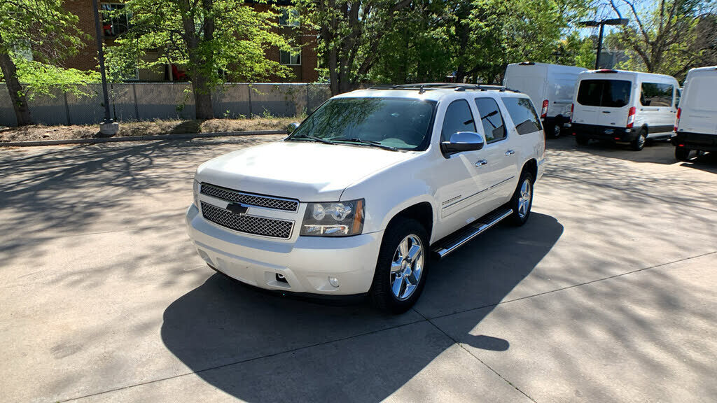2013 CHEVROLET Suburban