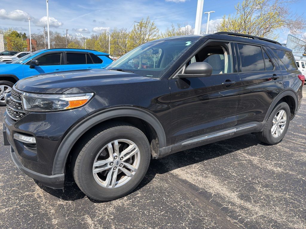 2020 FORD Explorer