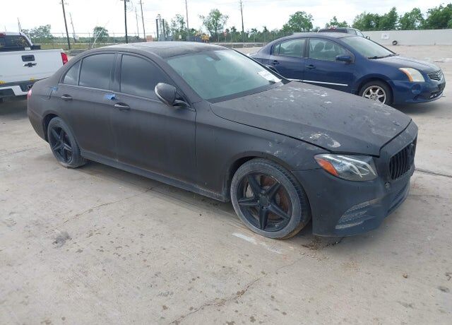 2017 MERCEDES-BENZ E-Class