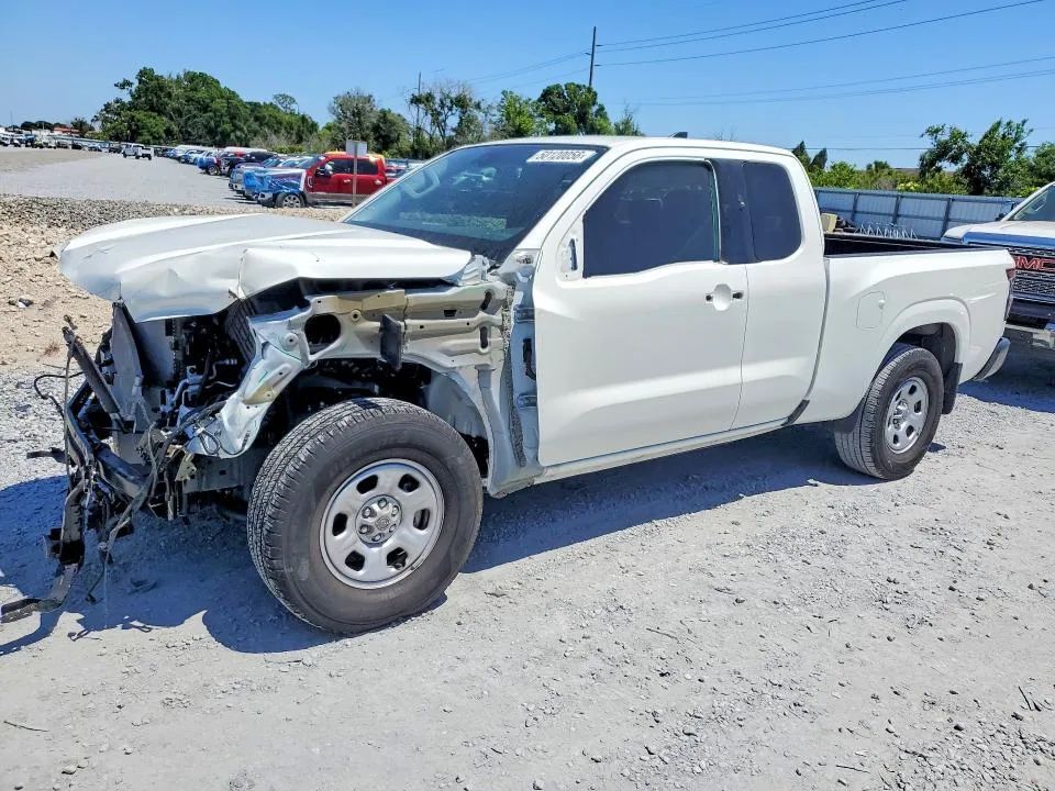 2024 NISSAN Frontier