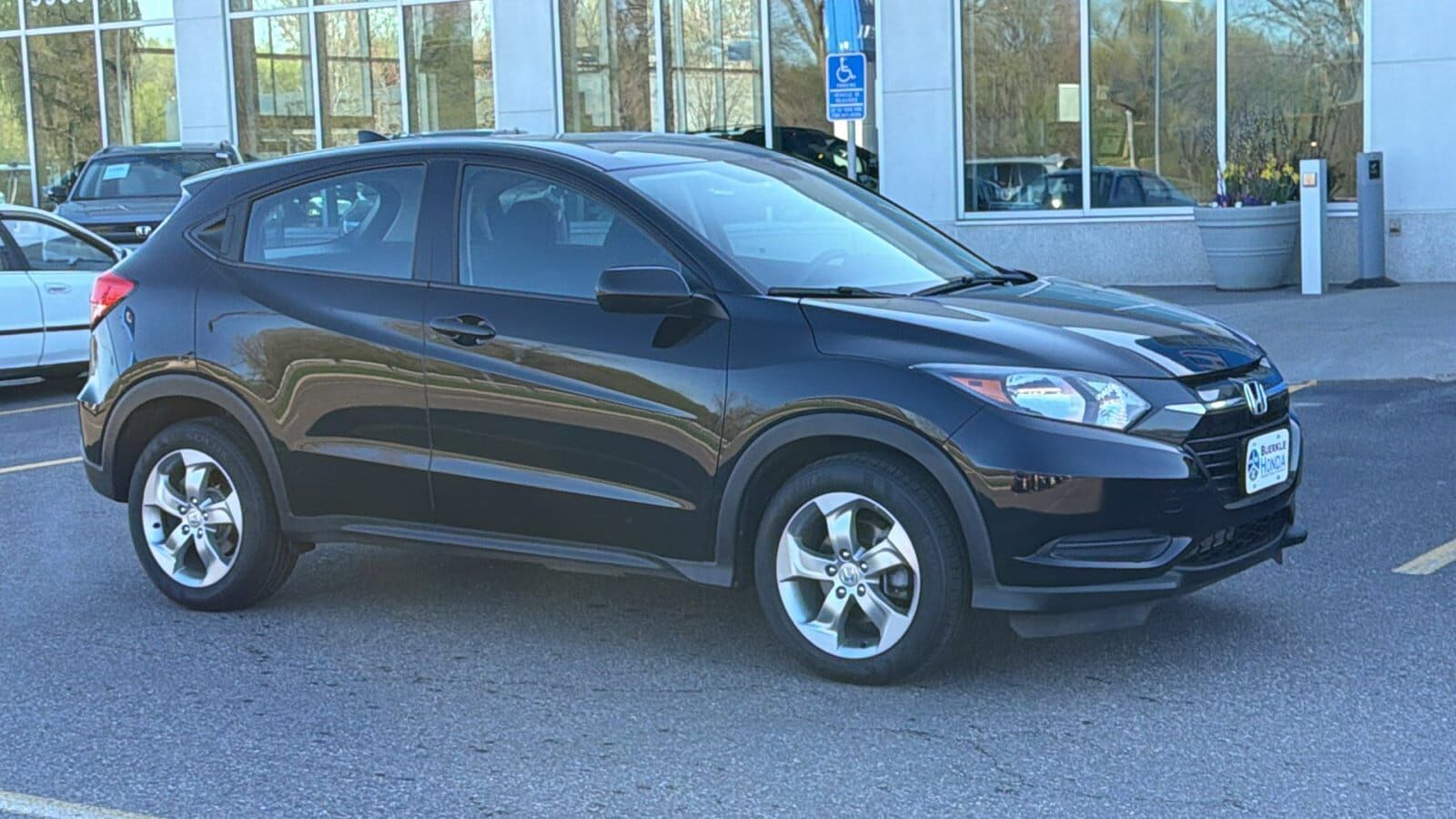 2017 HONDA HR-V