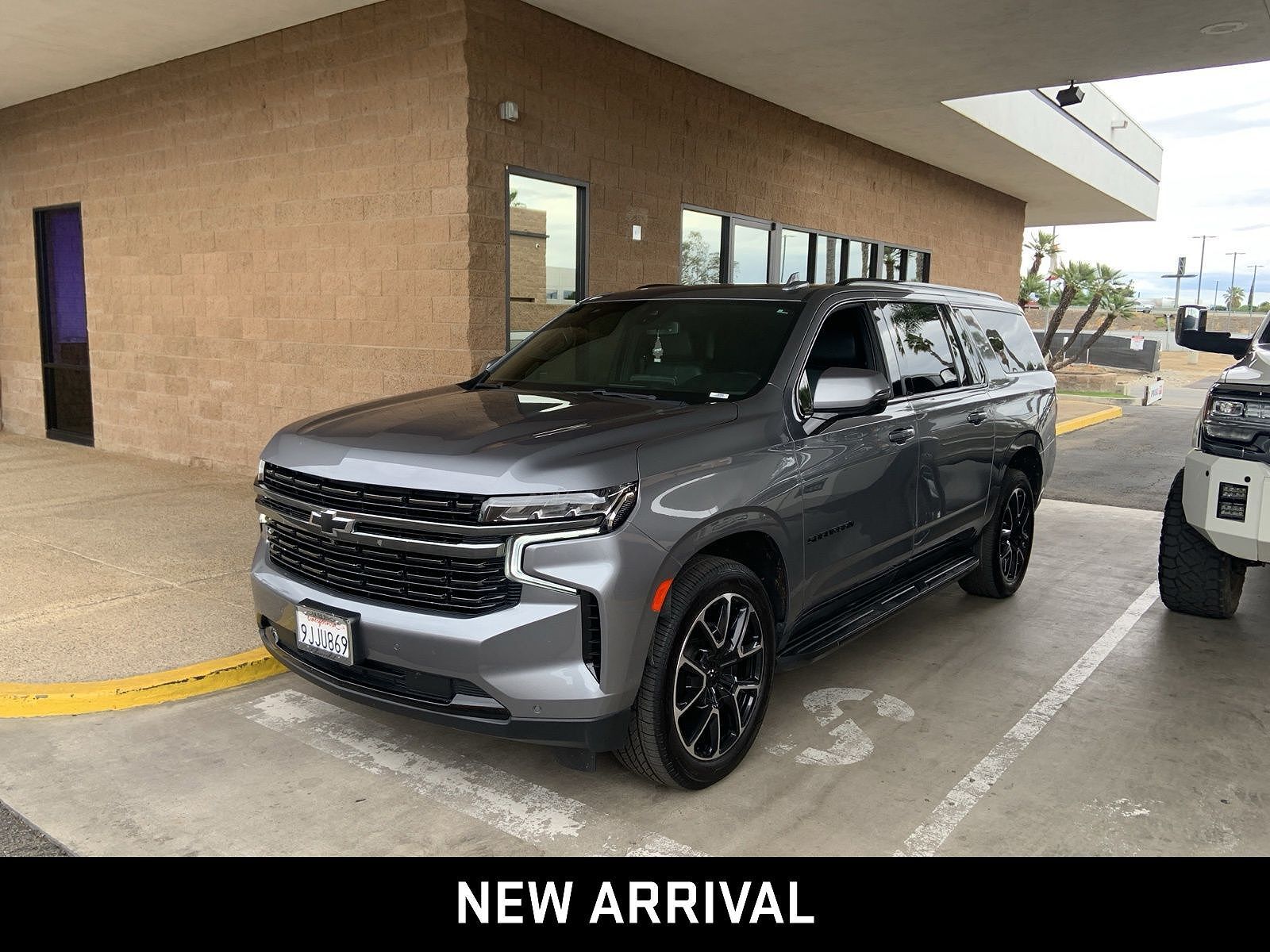 2022 CHEVROLET Suburban