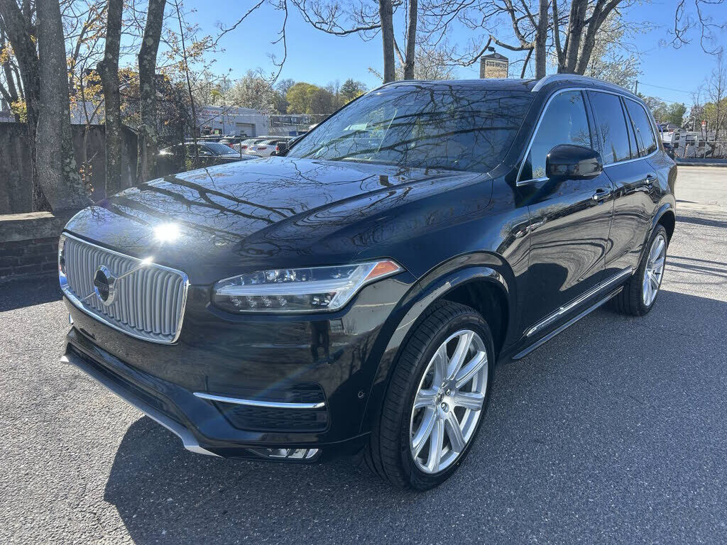 2016 VOLVO XC90