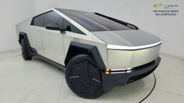 2024 TESLA Cybertruck