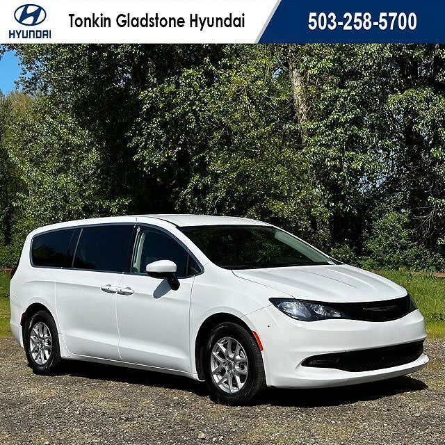 2023 CHRYSLER Voyager