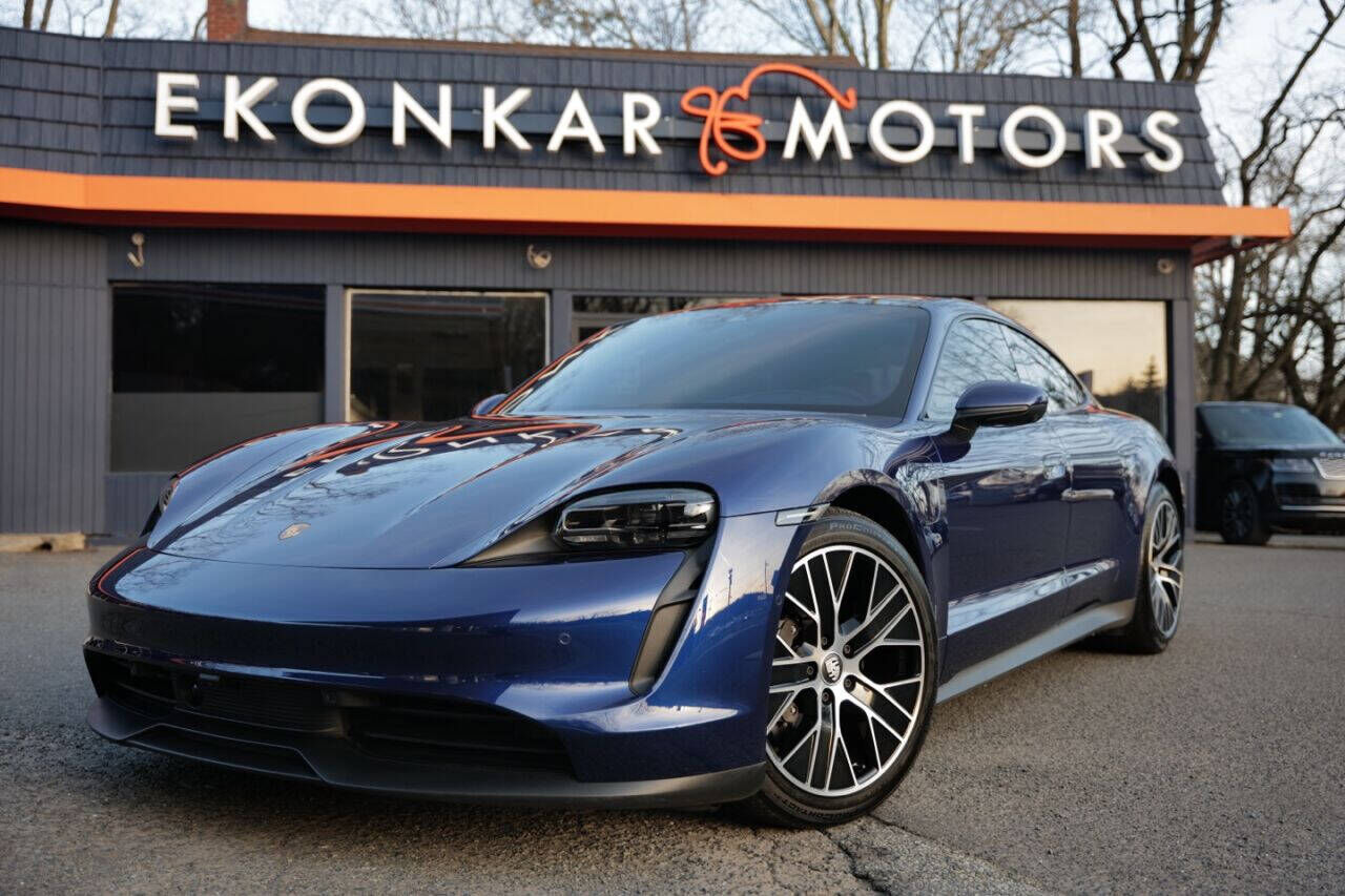 2021 PORSCHE Taycan