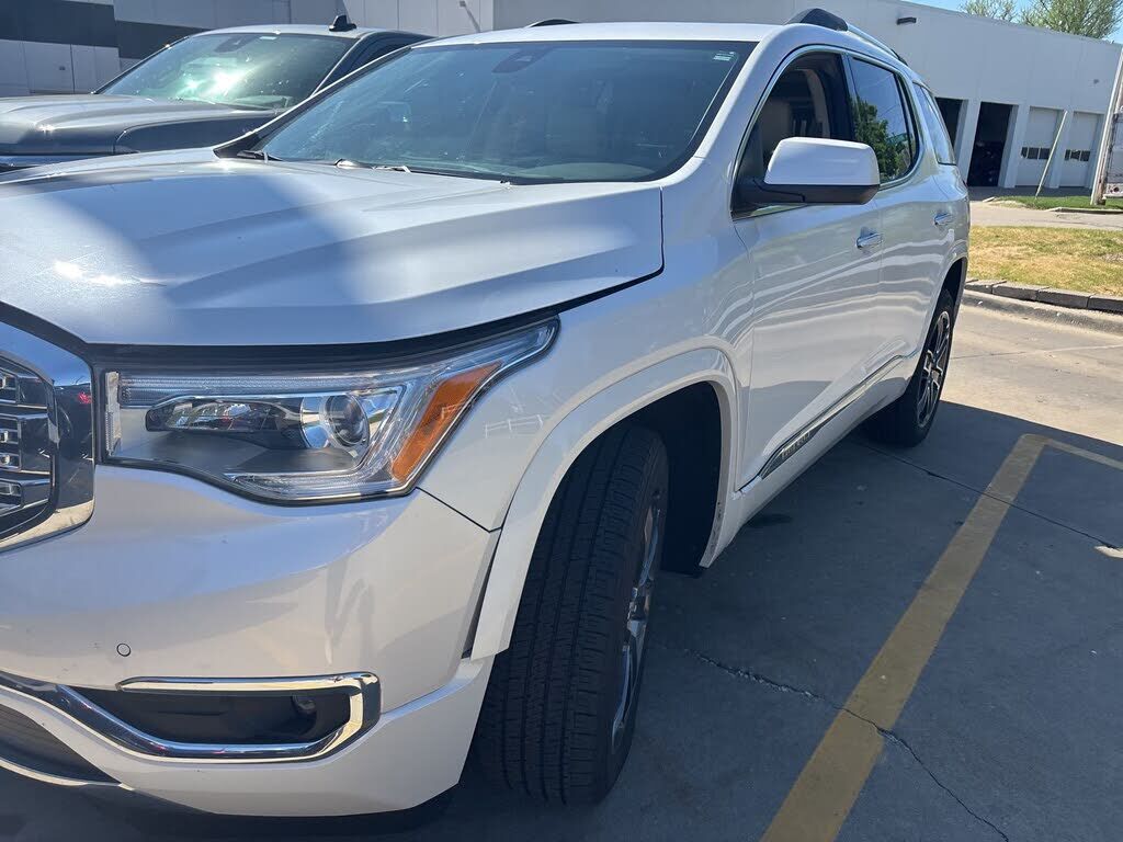2018 GMC Acadia