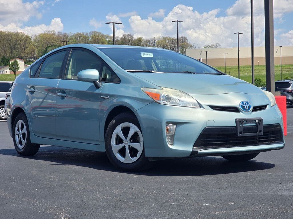 2013 TOYOTA PRIUS