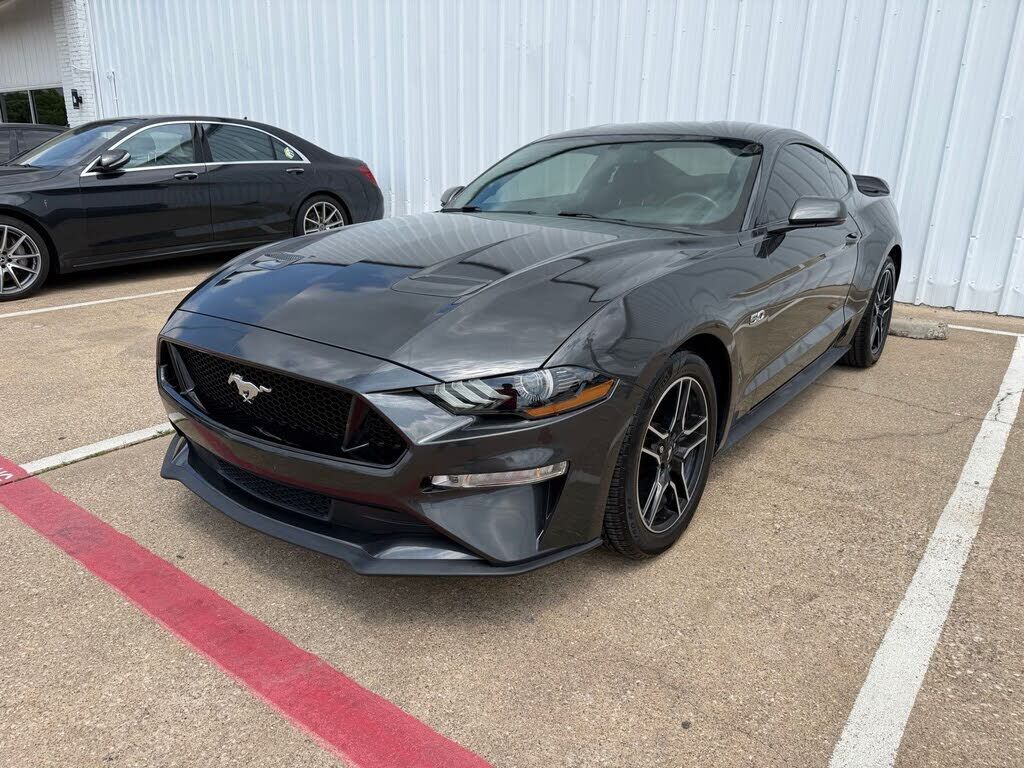 2020 FORD Mustang