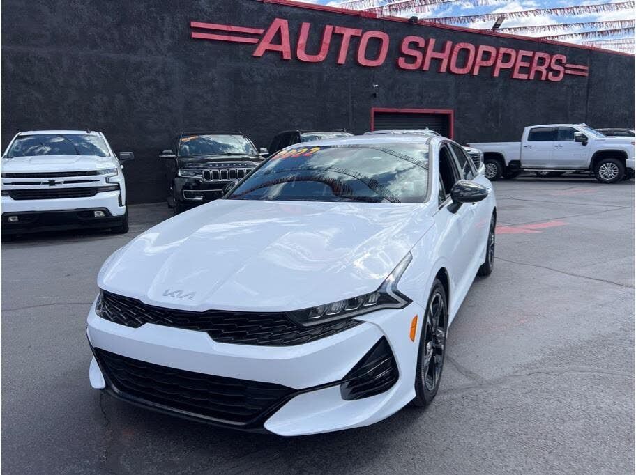 2022 KIA K5