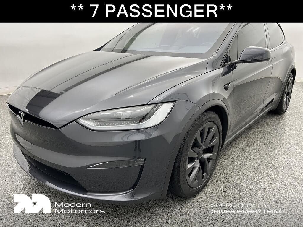 2024 TESLA Model X