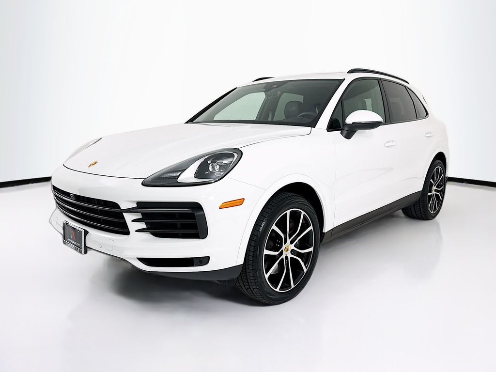 2023 PORSCHE Cayenne