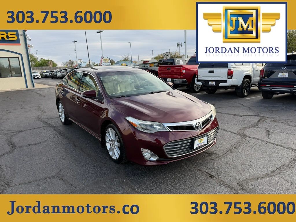 2013 TOYOTA Avalon