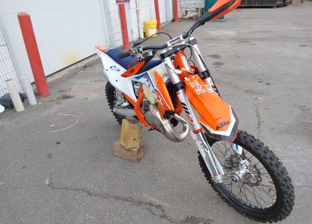 2022 KTM Closed Course Competition