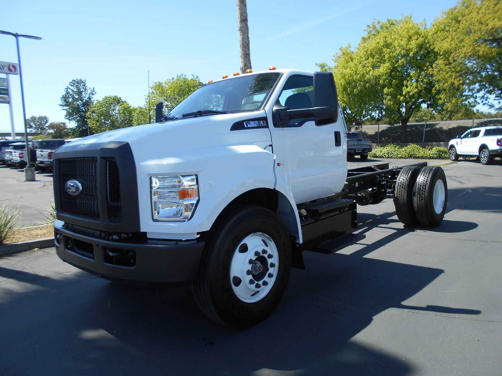 2026 FORD F-650