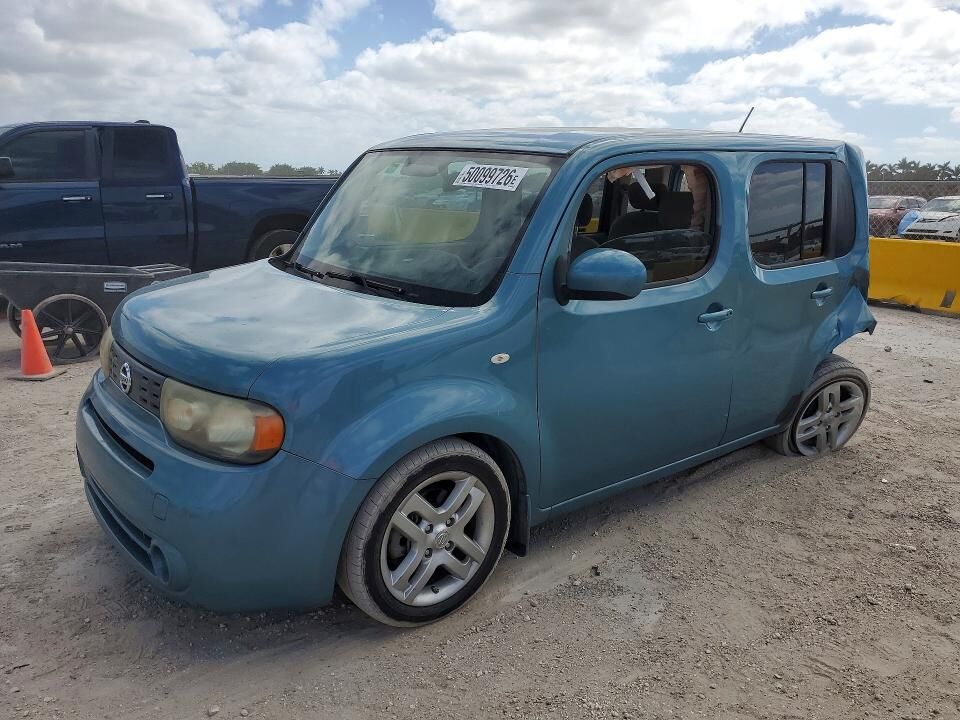 2010 NISSAN Cube