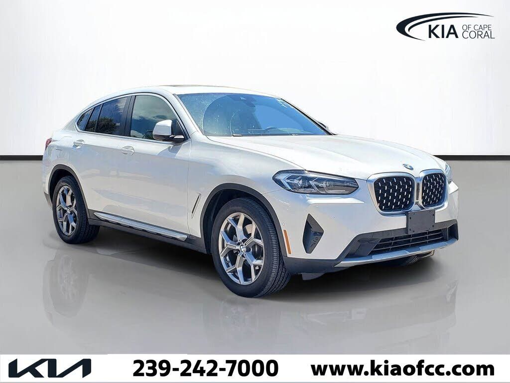 2022 BMW X4