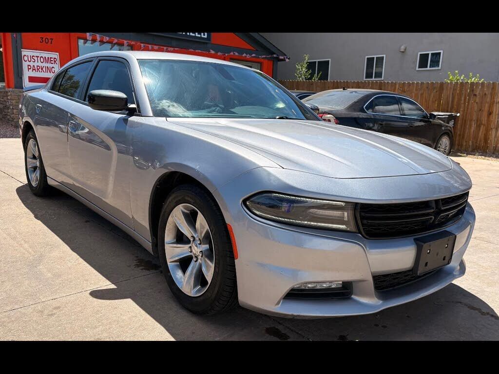 2016 DODGE Charger
