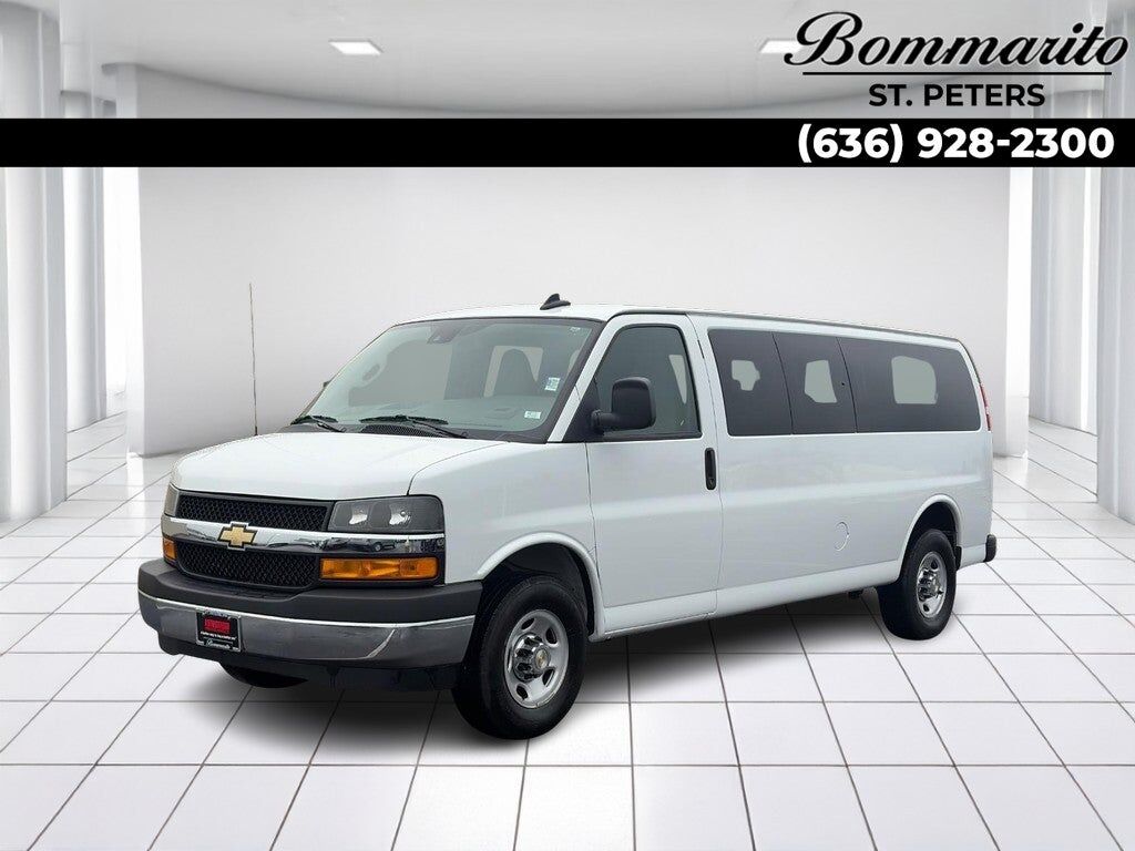 2024 CHEVROLET Express