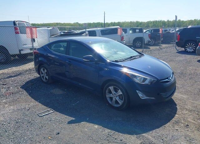 2016 HYUNDAI Elantra