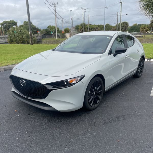 2024 MAZDA Mazda3