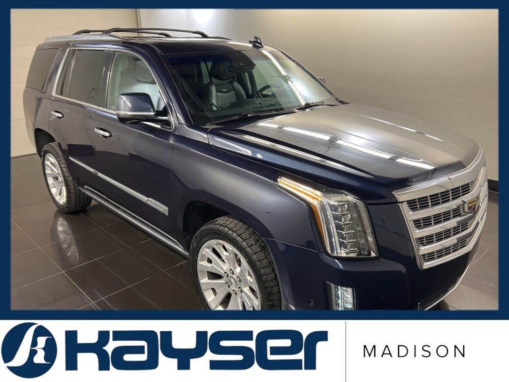 2017 CADILLAC Escalade