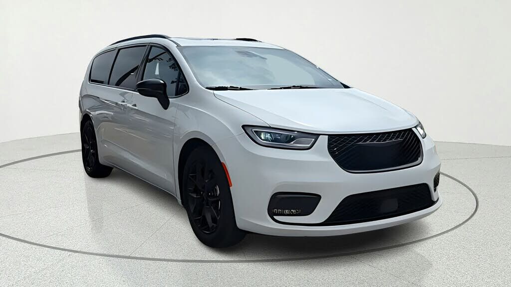 2025 CHRYSLER Pacifica