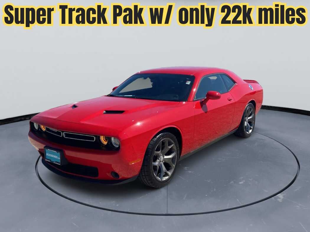 2016 DODGE Challenger