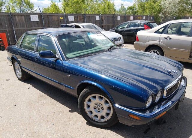 1999 JAGUAR XJ8