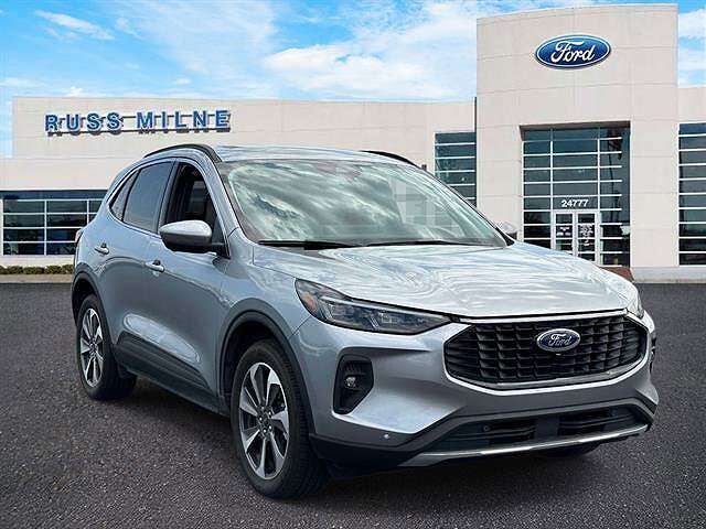 2024 FORD Escape