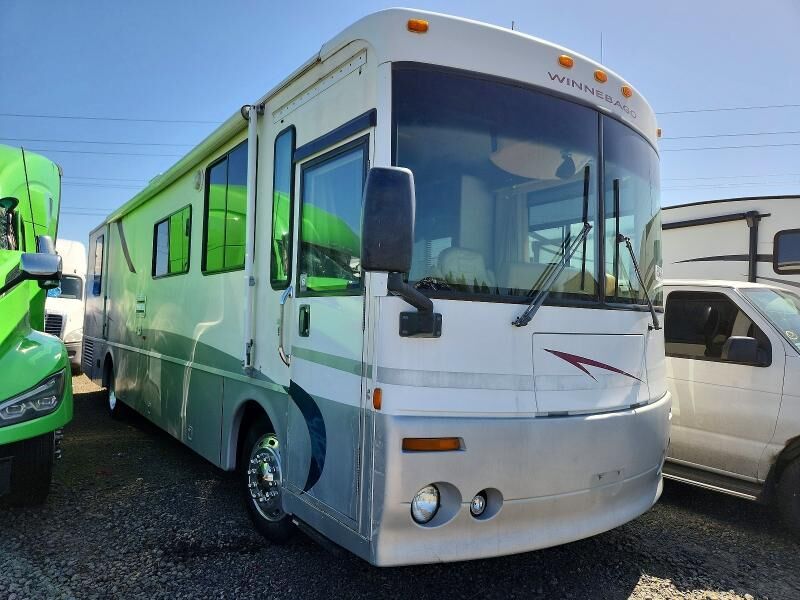 2001 FREIGHTLINER XC Chassis