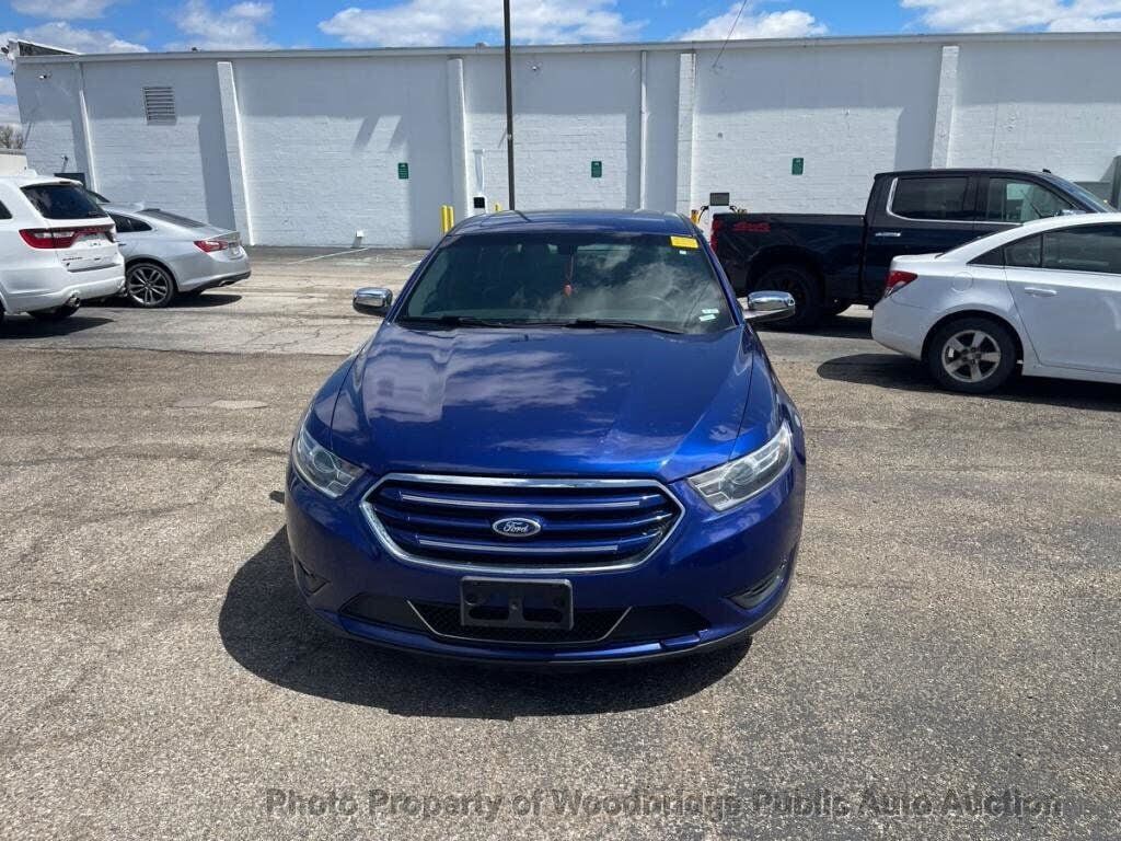 2015 FORD Taurus