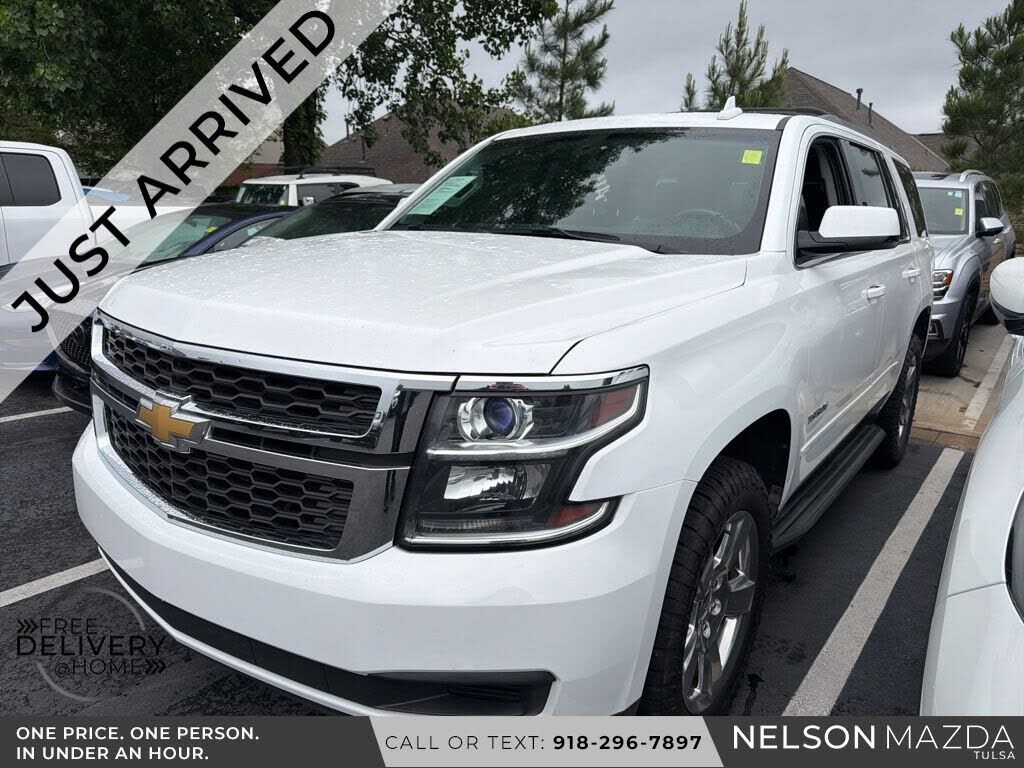 2017 CHEVROLET Tahoe