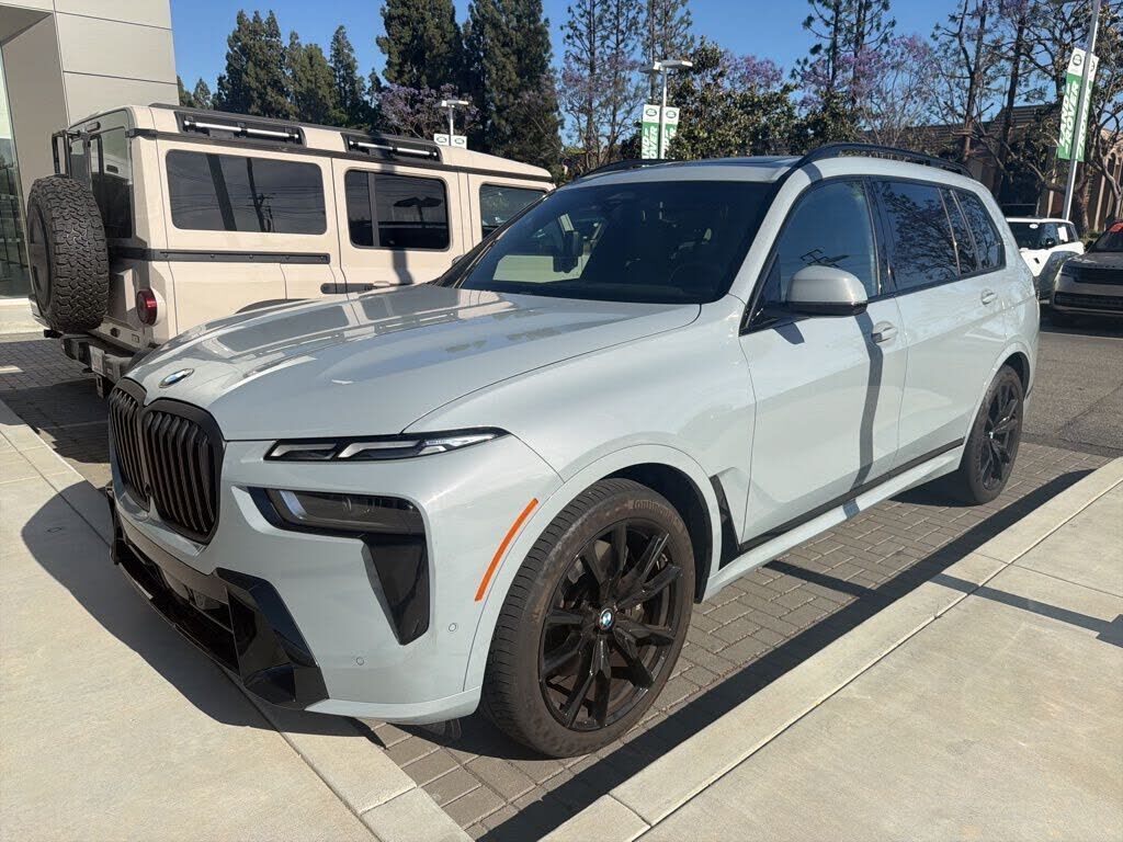 2024 BMW X7