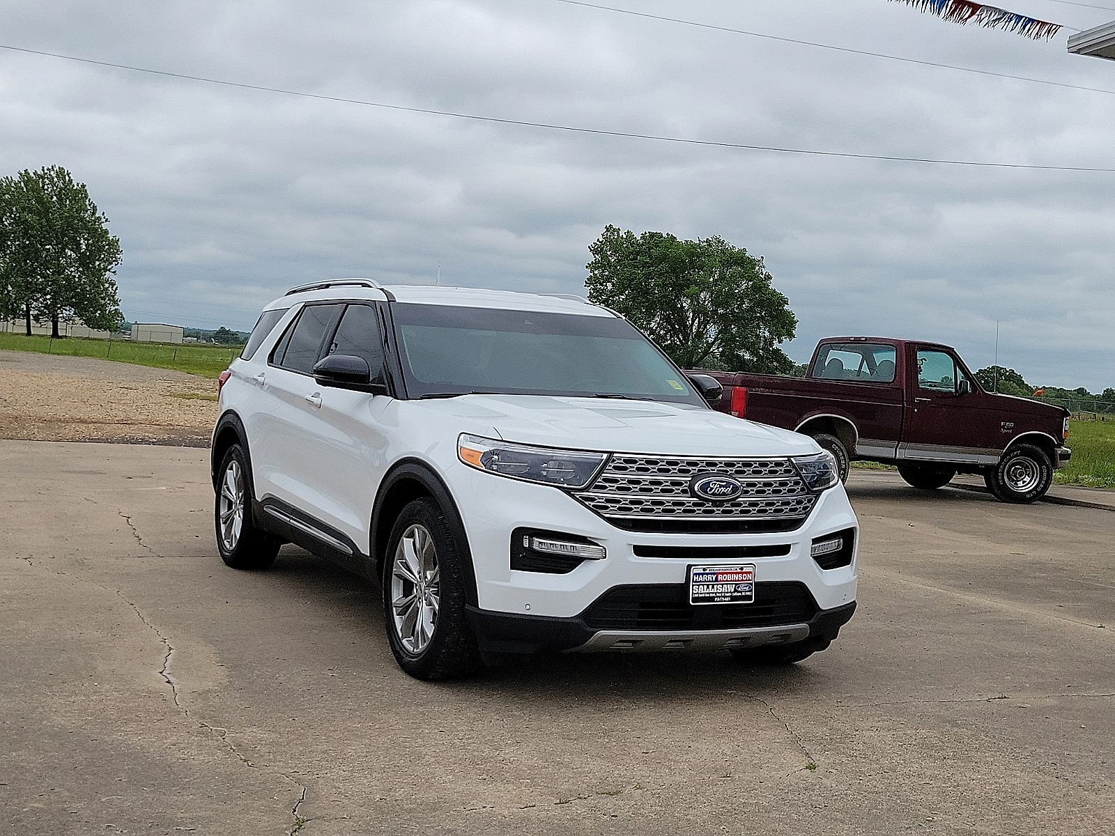 2023 FORD Explorer