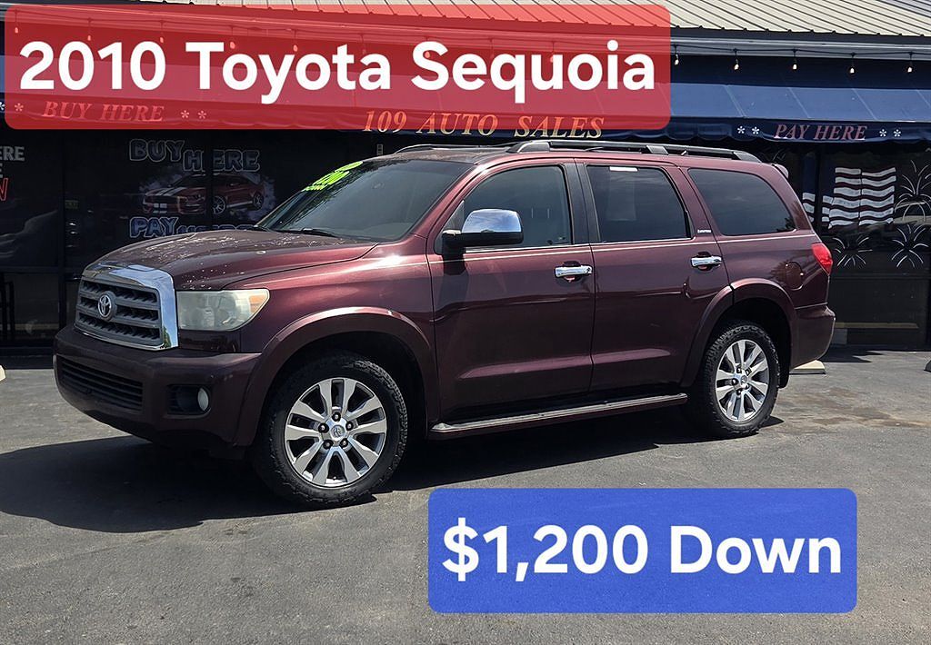 2010 TOYOTA Sequoia