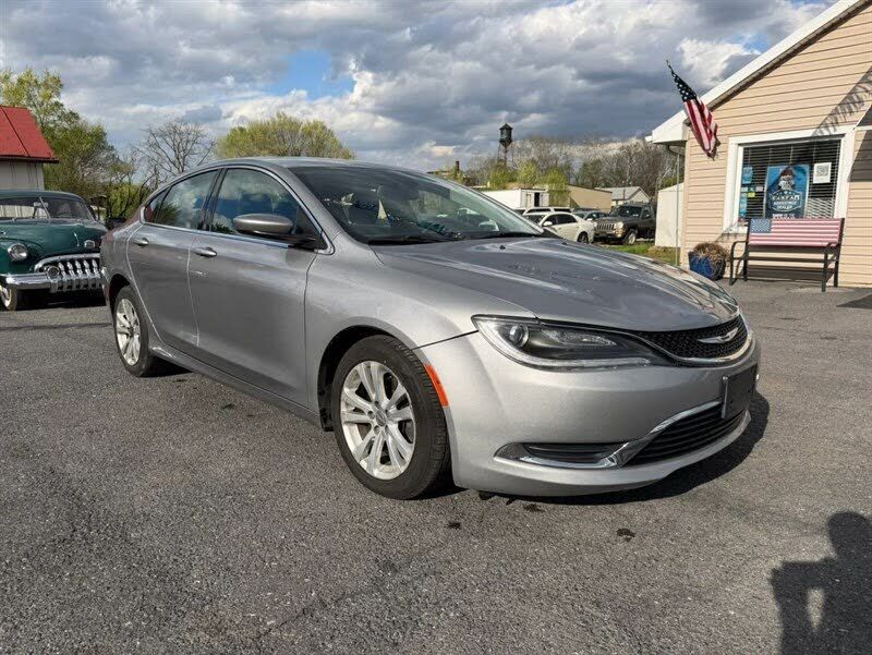 2016 CHRYSLER 200