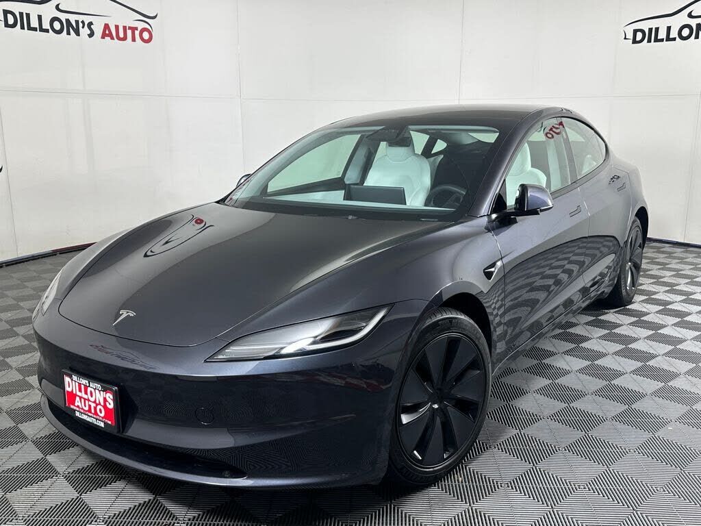 2025 TESLA Model 3