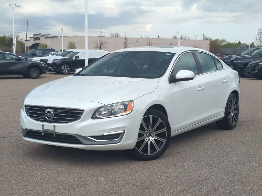 2018 VOLVO S60