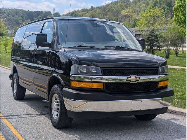 2019 CHEVROLET Express