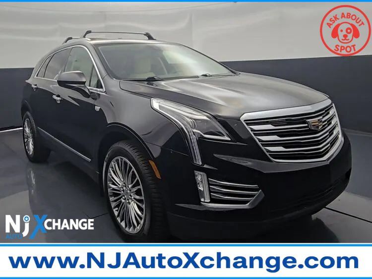 2017 CADILLAC XT5