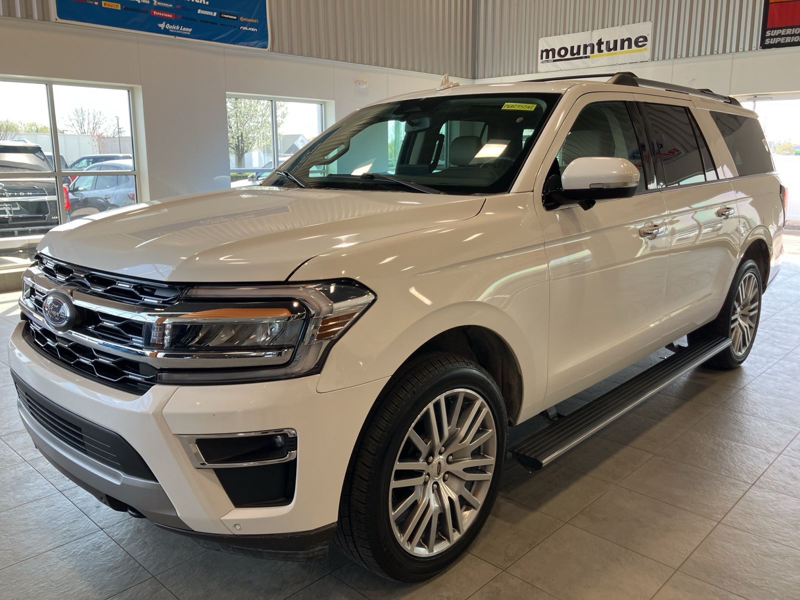 2023 FORD Expedition