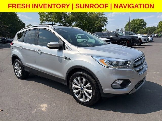 2017 FORD Escape