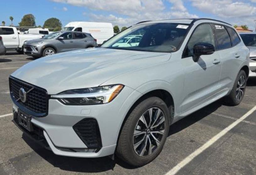 2025 VOLVO XC60